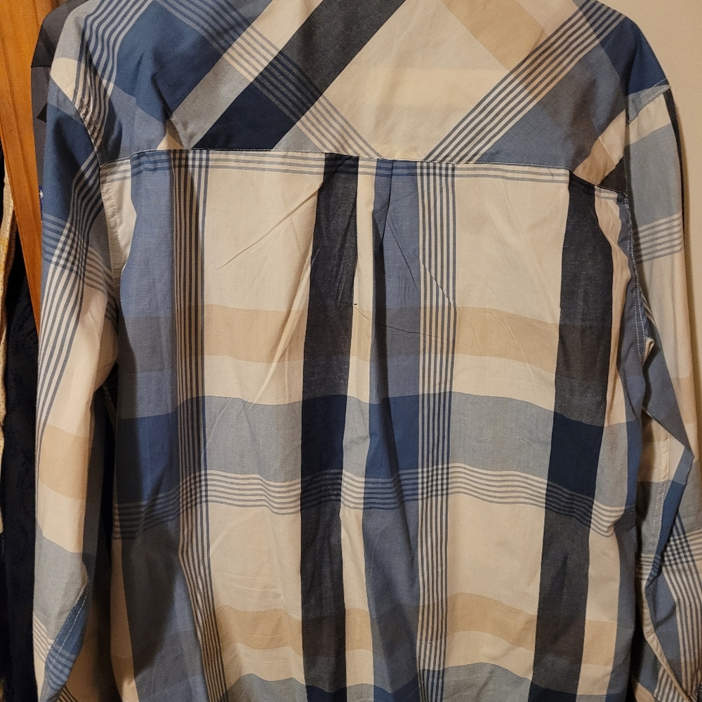 Men Veno Button shirt
